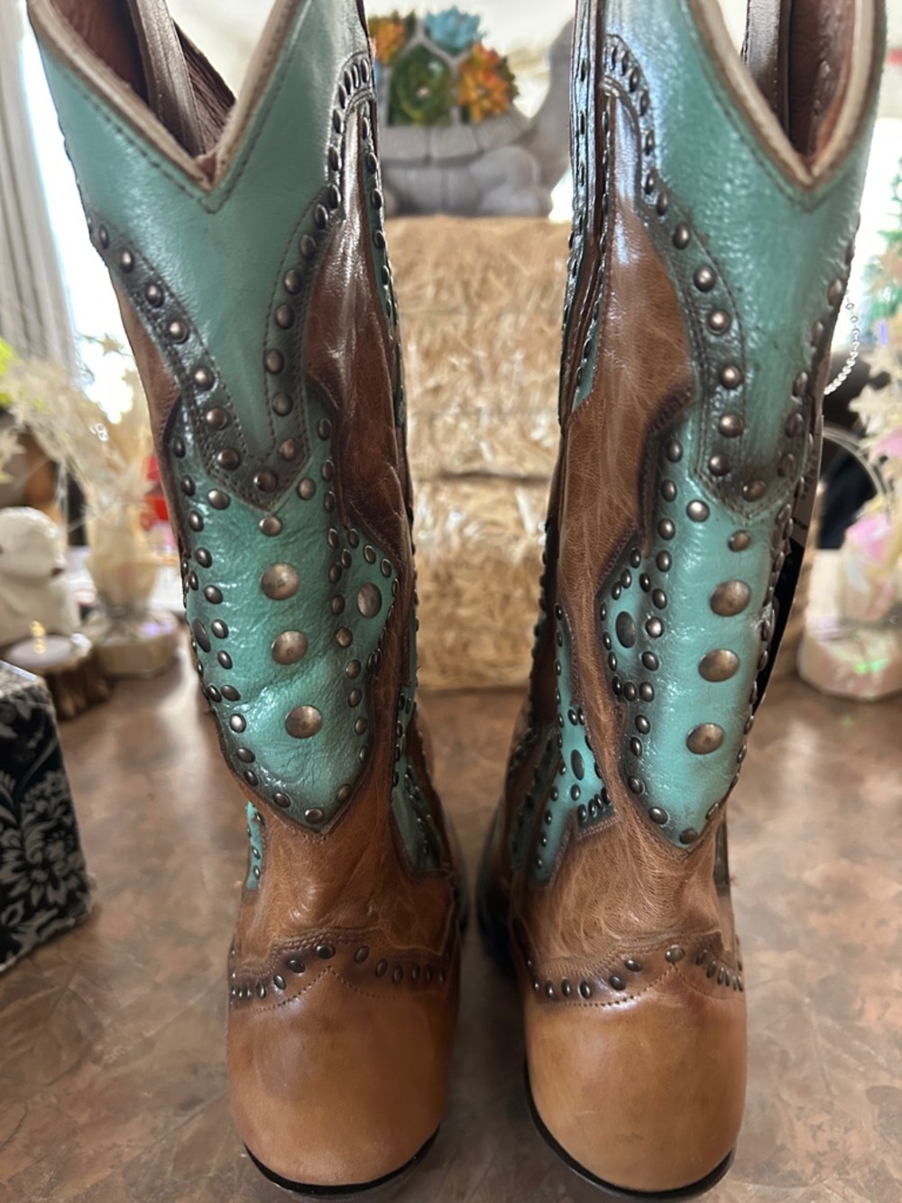 Dan Post Women’s Leather Brown and Turquoise Studded Western Boots - Picture 8 of 12